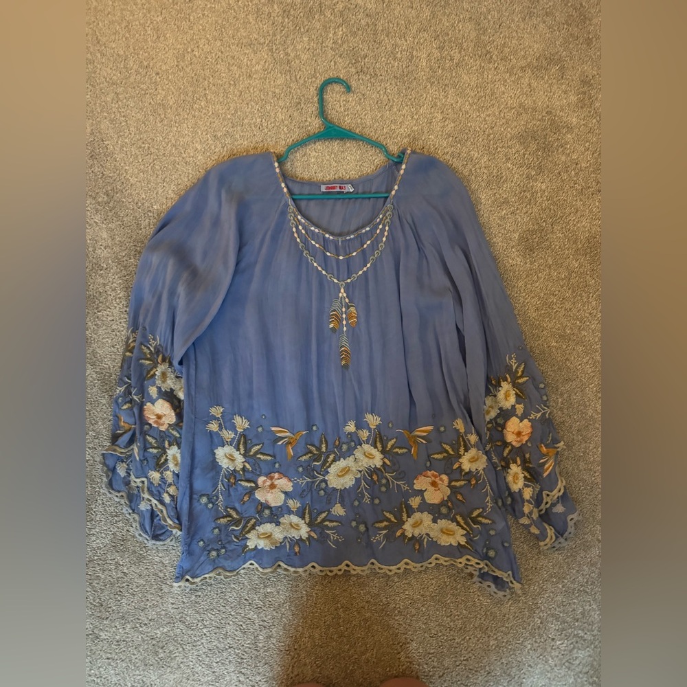 Johnny Was Embroidered top
Size L